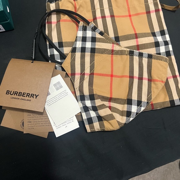 Burberry Beige Checkered Face Mask - Picture 2 of 7